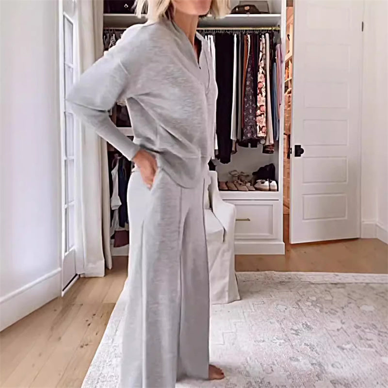 Women's Solid Color V-neck Top & Pants Two-piece Set